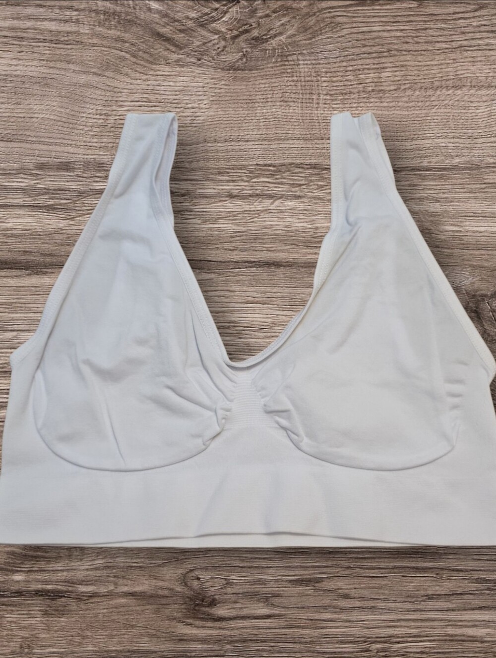 Rhonda Shear White Wireless Seamless Comfort Bra
